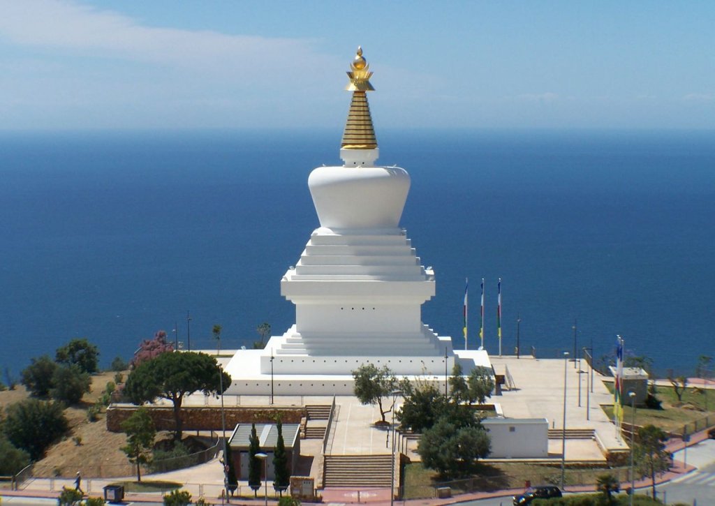 Stupa-de-la-Iluminacion